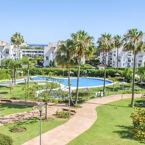 Great 2 Bedroom Near Puerto Banus Apartment Marbella